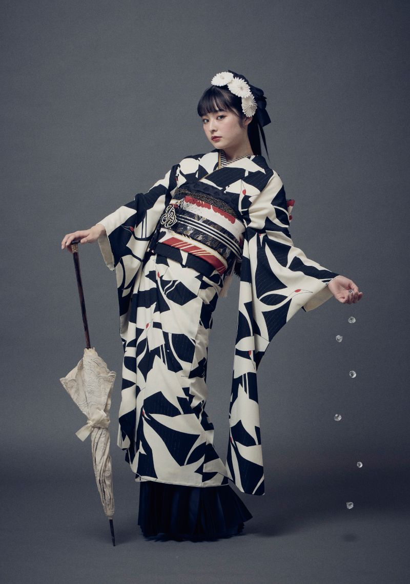 レトロモダンな着物・振袖・袴のふりふ